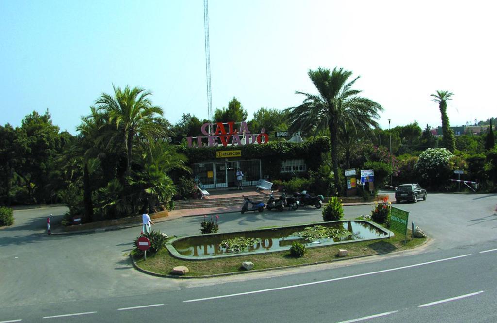 Bungalows Club Aire Libre ตอสซาเดมาร์ ภายนอก รูปภาพ
